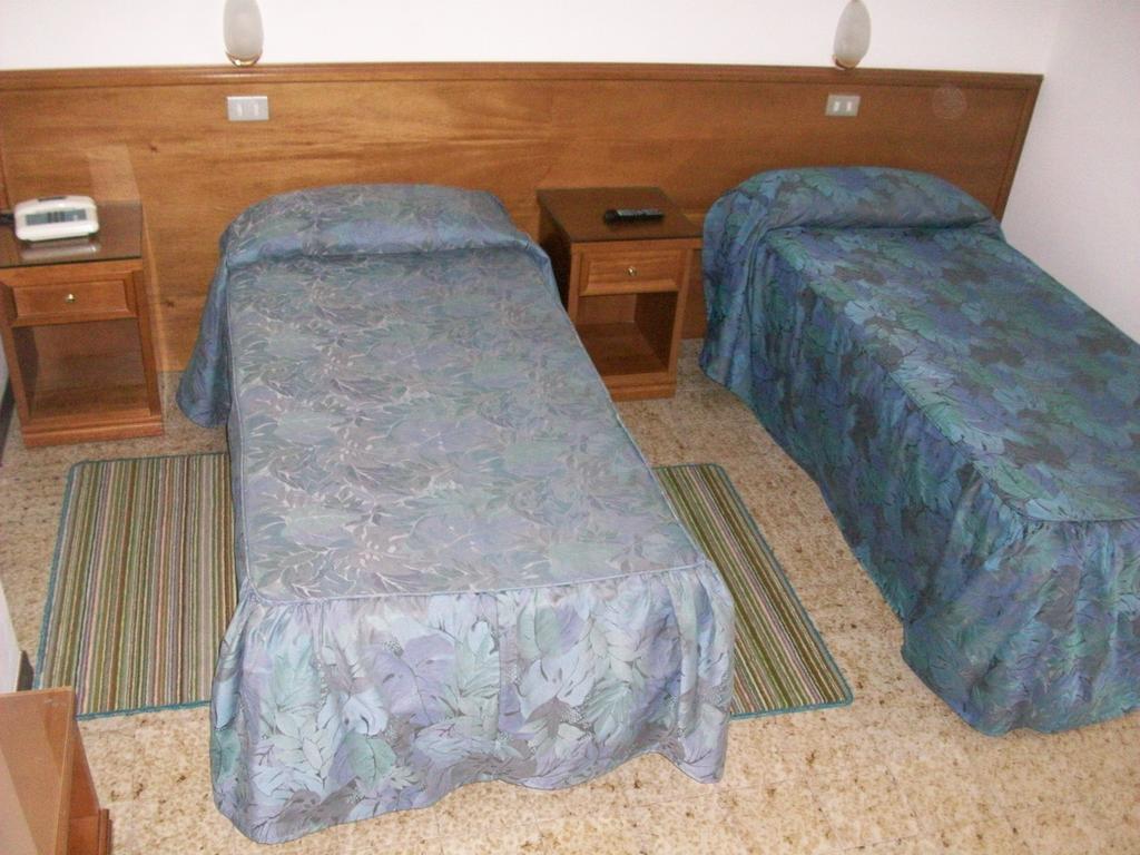 Hotel Santorotto Di Fabio Terrosi 시나룬가 객실 사진